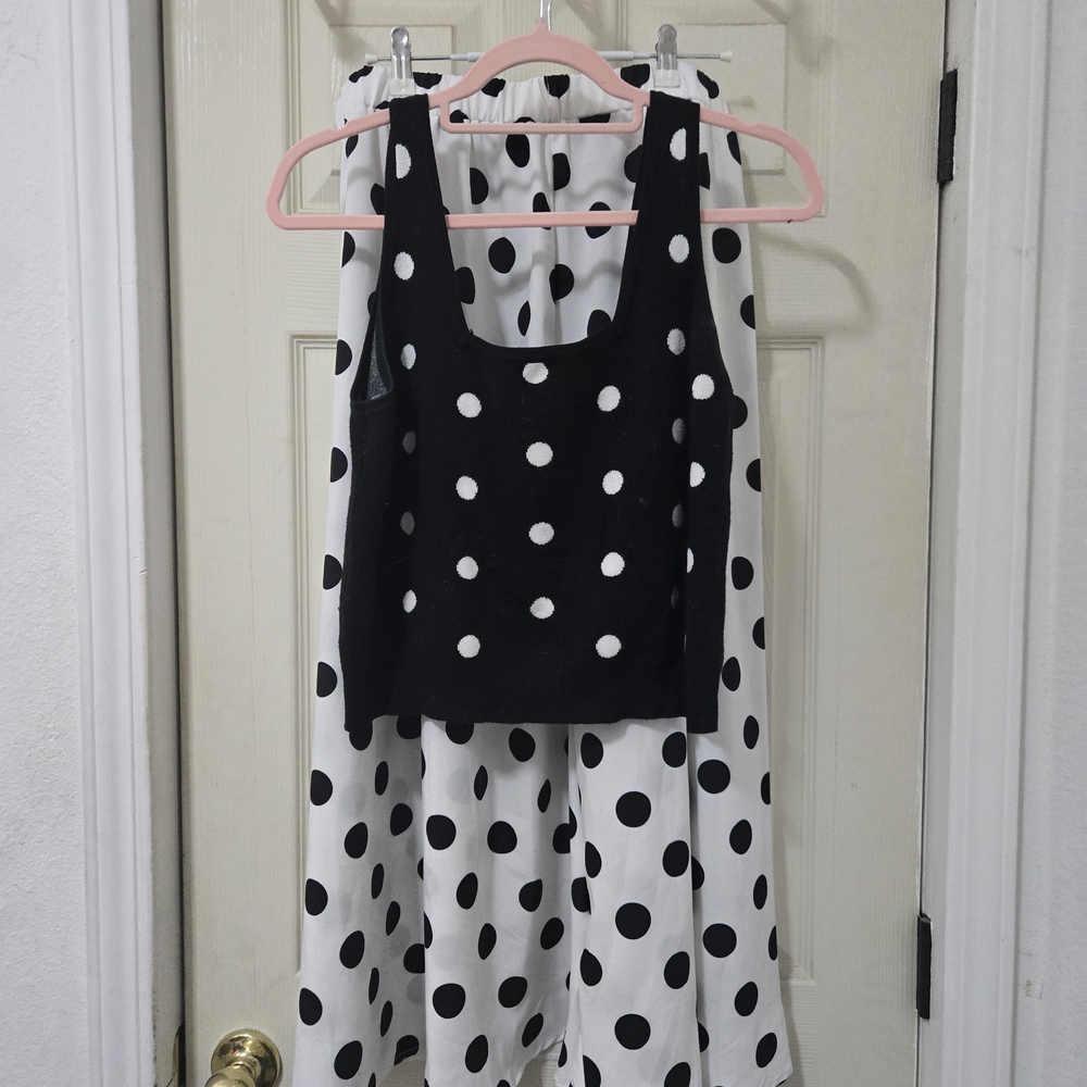 Two by Vince Camuto Black and White Polka Dot Skirt and Sweater Tank..